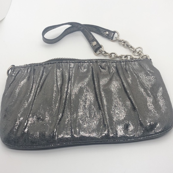 Express silver clutch with wristlet or shoulder strap - Picture 2 of 8